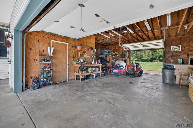 8579 Southwestern Boulevard, Evans, NY 14006