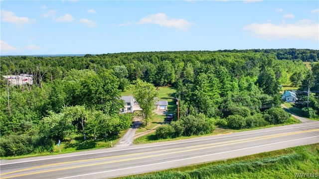 8579 Southwestern Boulevard, Evans, NY 14006