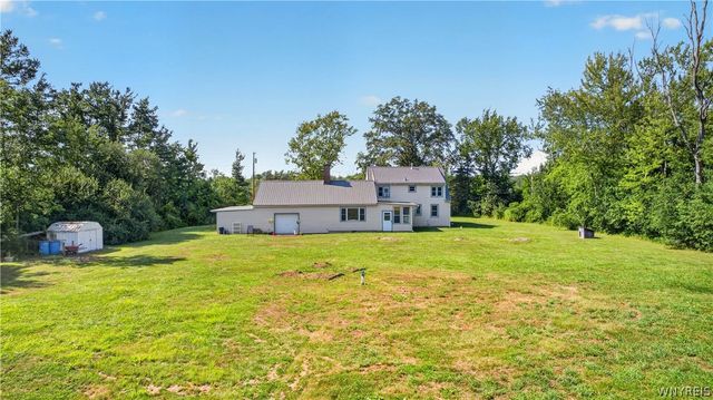 8579 Southwestern Boulevard, Evans, NY 14006