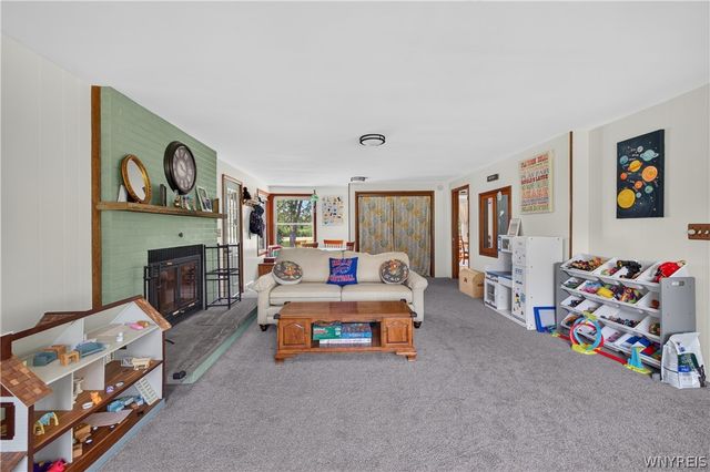 8579 Southwestern Boulevard, Evans, NY 14006