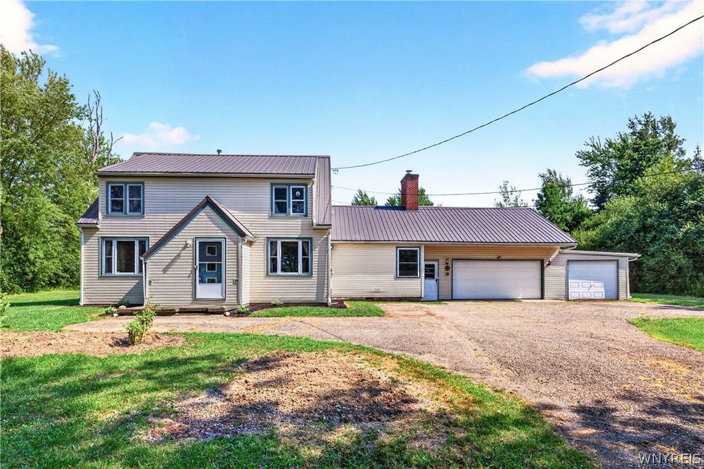 8579 Southwestern Boulevard, Evans, NY 14006