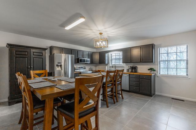 302 Shannon Drive, Ringgold, GA 30736