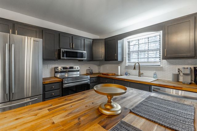 302 Shannon Drive, Ringgold, GA 30736