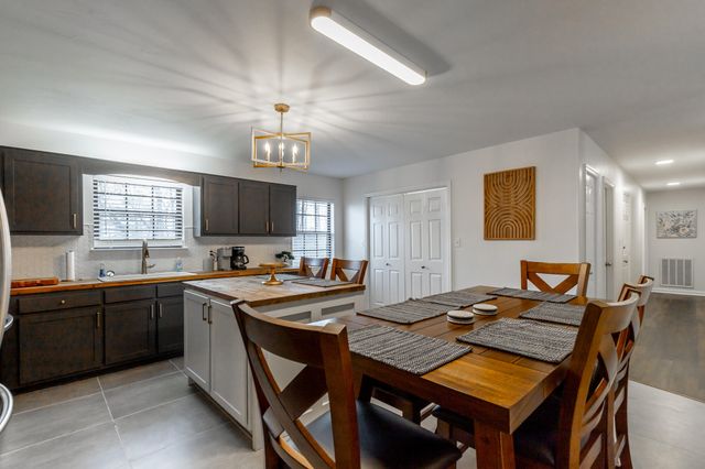 302 Shannon Drive, Ringgold, GA 30736