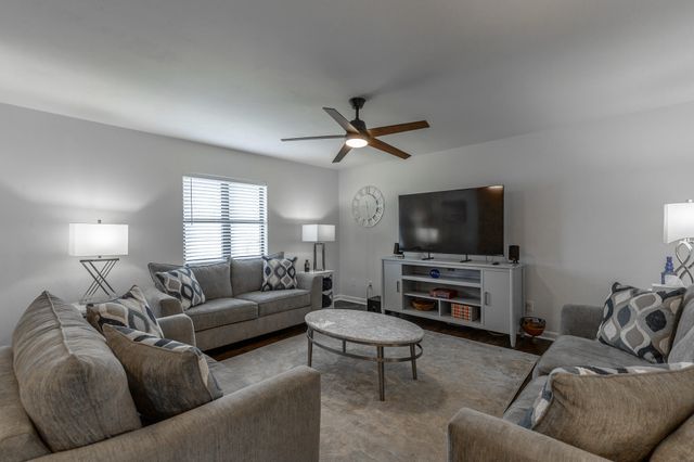 302 Shannon Drive, Ringgold, GA 30736