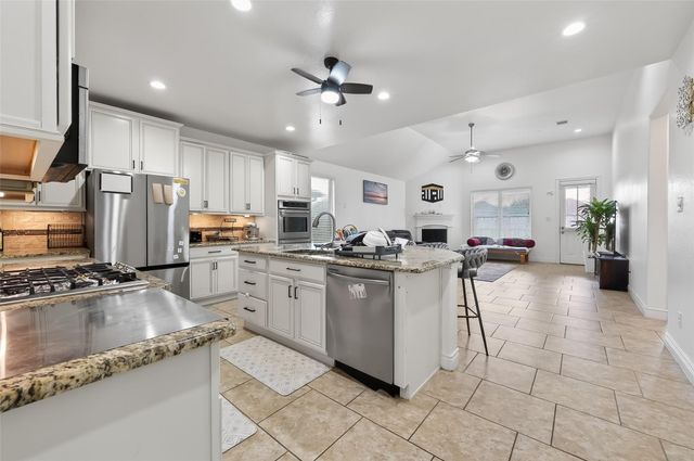 6515 Sterling Shores Lane, Rosenberg, TX 77471