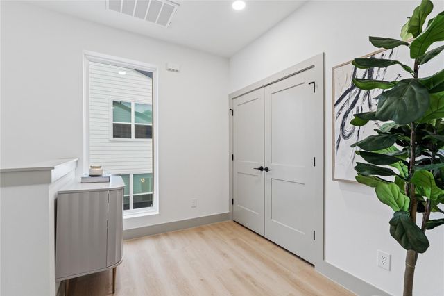2959 Delafield Street, Houston, TX 77023