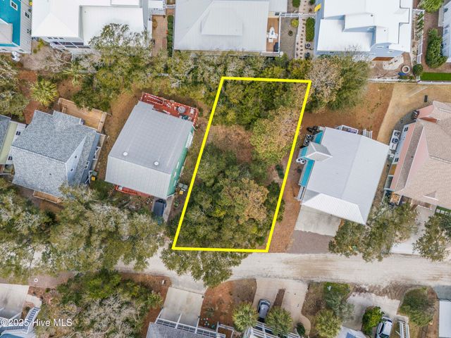 218 Water Oak Circle, Kure Beach, NC 28449
