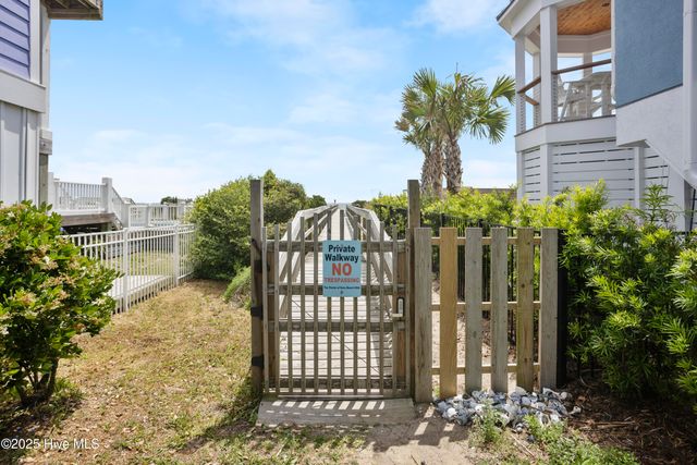 218 Water Oak Circle, Kure Beach, NC 28449