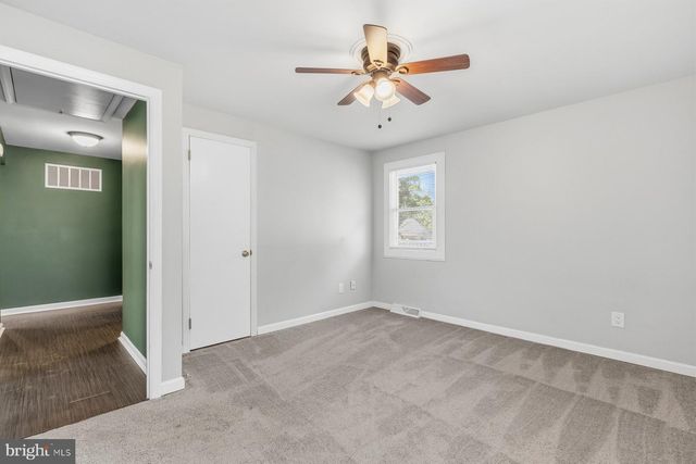 50 W PARK AVE, Lindenwold, NJ 08021