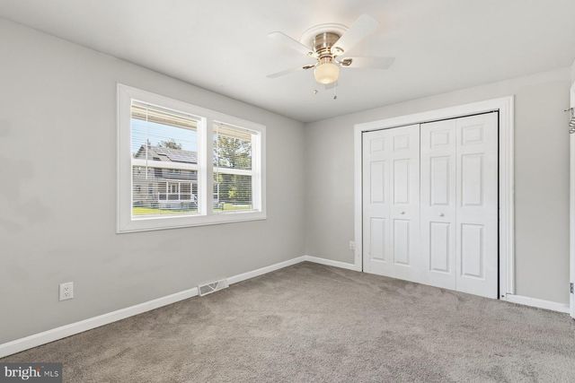 50 W PARK AVE, Lindenwold, NJ 08021