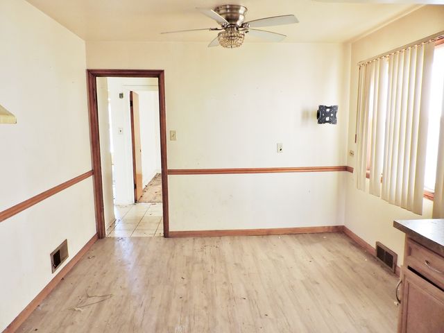 8005 S Campbell Avenue, Chicago, IL 60652