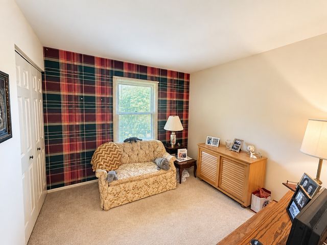 3 Alexandria Drive, Vernon Hills, IL 60061