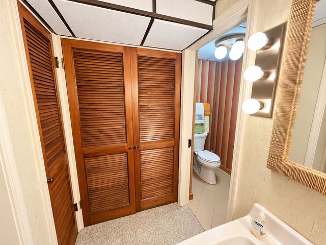 3 Alexandria Drive, Vernon Hills, IL 60061