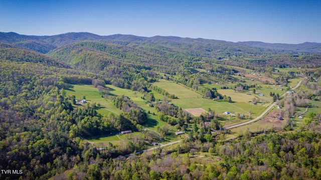 507 Ivan Greer Lane, Shady Valley, TN 37688