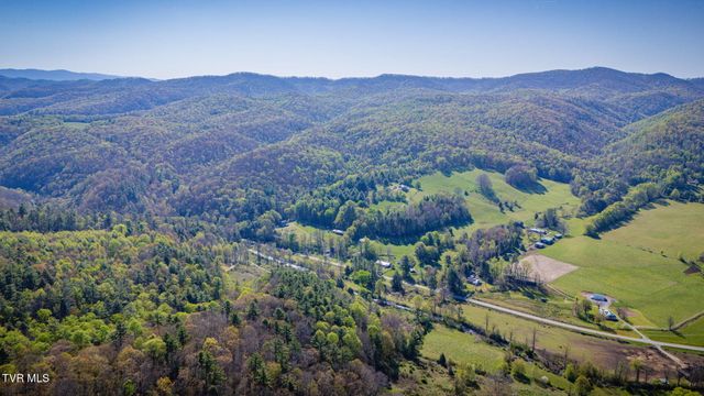 507 Ivan Greer Lane, Shady Valley, TN 37688
