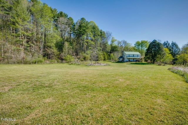 507 Ivan Greer Lane, Shady Valley, TN 37688