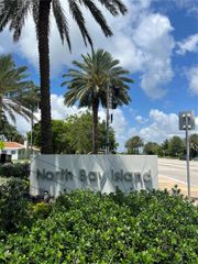 7601 Beachview Dr, North Bay Village, FL 33141