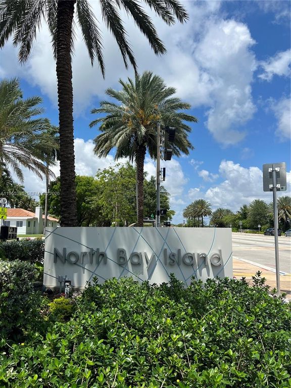 7601 Beachview Dr, North Bay Village, FL 33141