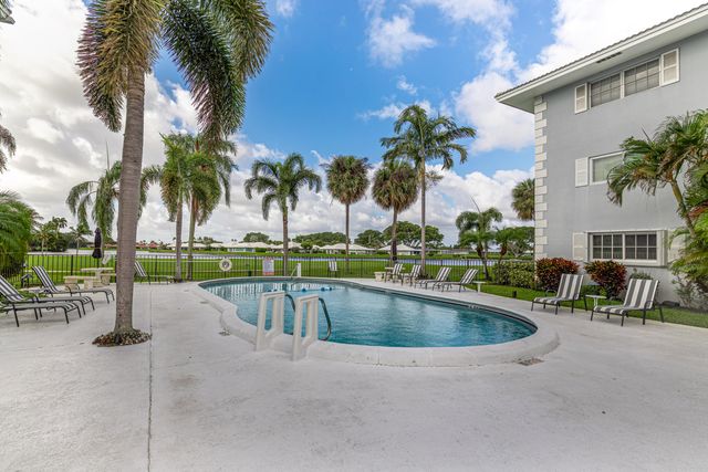 169 Atlantis Boulevard 205, Atlantis, FL 33462