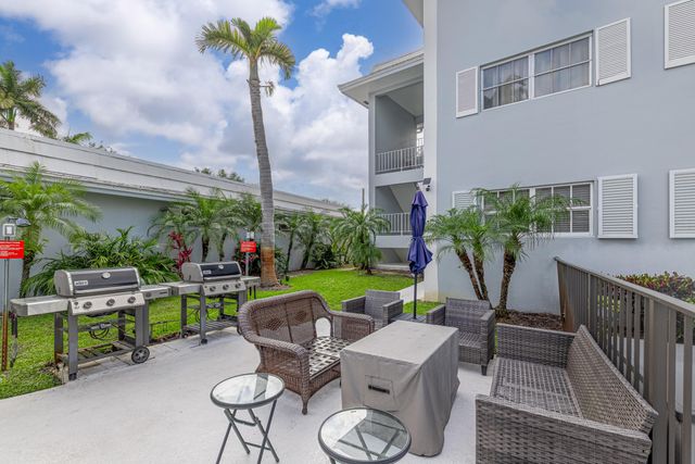 169 Atlantis Boulevard 205, Atlantis, FL 33462