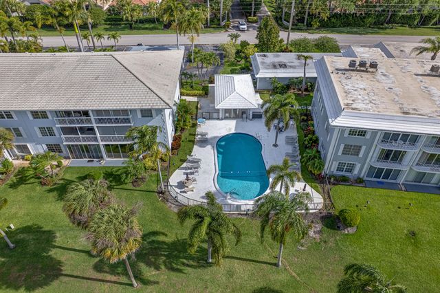 169 Atlantis Boulevard 205, Atlantis, FL 33462