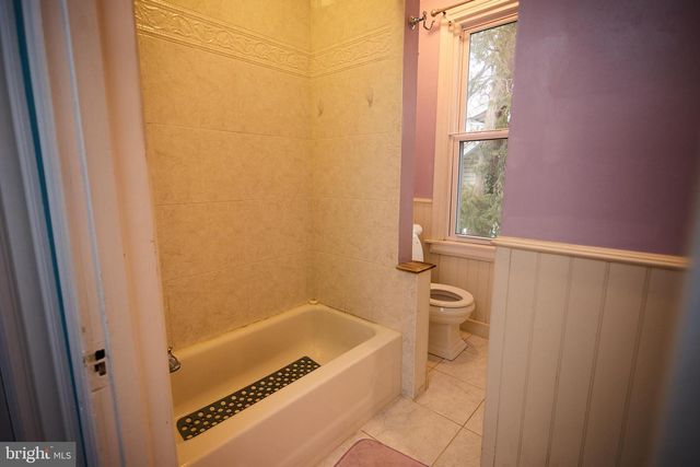 2515 WALTON RD, Huntingdon Valley, PA 19006