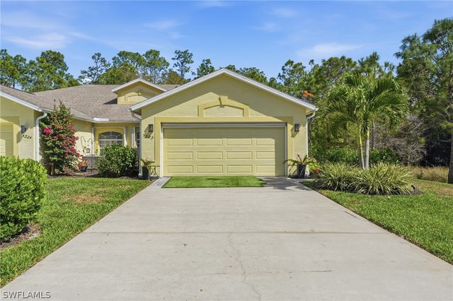 5320 Whitten DR 46, Naples, FL 34104