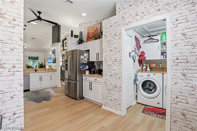 5320 Whitten DR 46, Naples, FL 34104