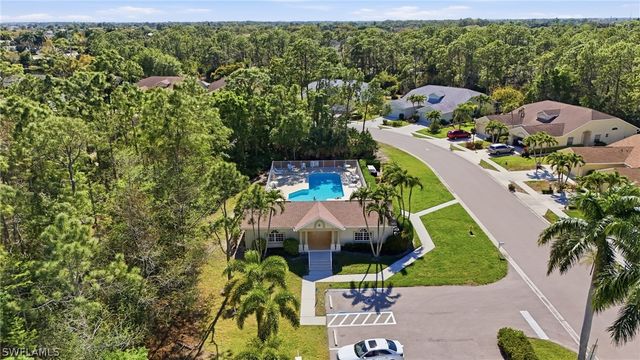 5320 Whitten DR 46, Naples, FL 34104