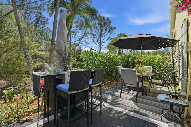 5320 Whitten DR 46, Naples, FL 34104