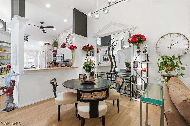 5320 Whitten DR 46, Naples, FL 34104