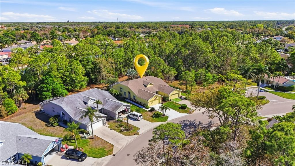 5320 Whitten DR 46, Naples, FL 34104