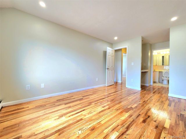 94-17 90th Avenue 2nd Floor, Woodhaven, NY 11421