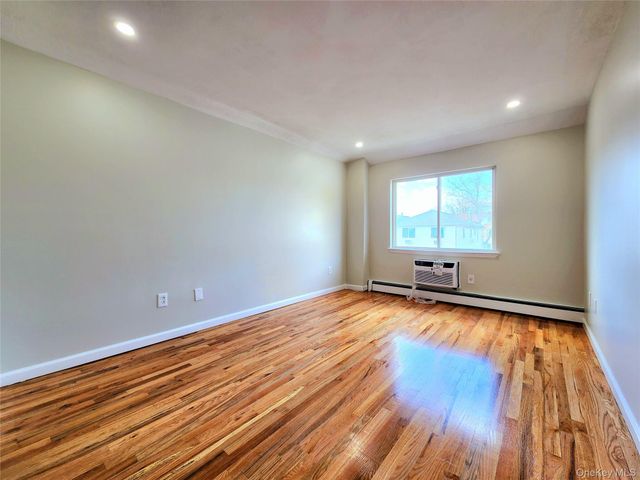 94-17 90th Avenue 2nd Floor, Woodhaven, NY 11421