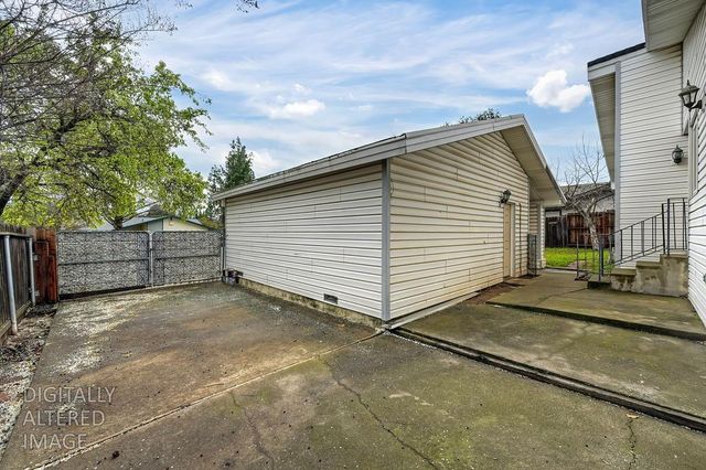 8457 N Star Way, Orangevale, CA 95662