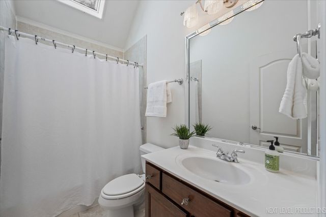 2441 Bird Lane, Batavia, IL 60510