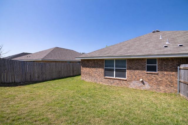 515 Olaf DR A & B, Temple, TX 76504