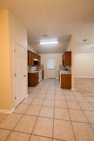 515 Olaf DR A & B, Temple, TX 76504