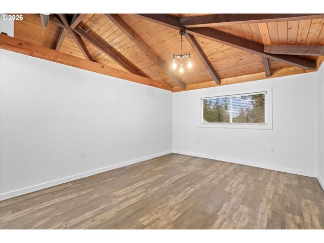 38960 Se RUDE Rd, Sandy, OR 97055