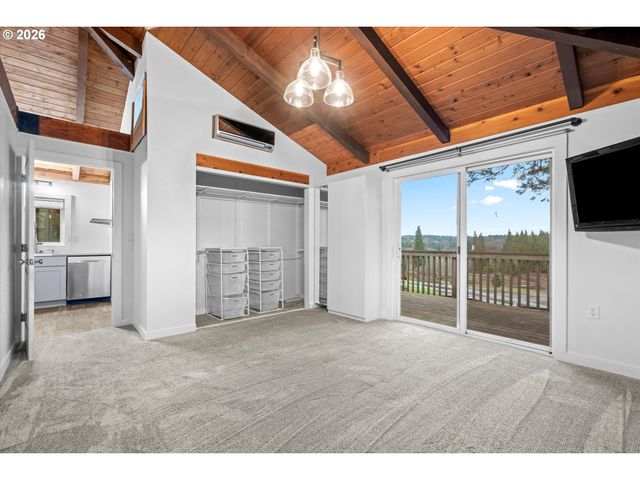 38960 Se RUDE Rd, Sandy, OR 97055