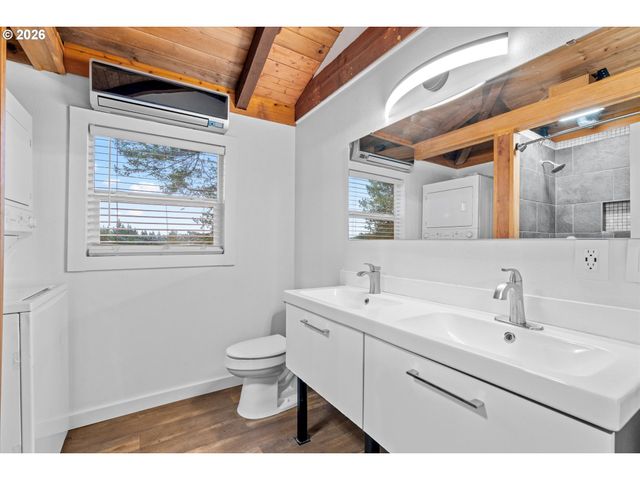 38960 Se RUDE Rd, Sandy, OR 97055