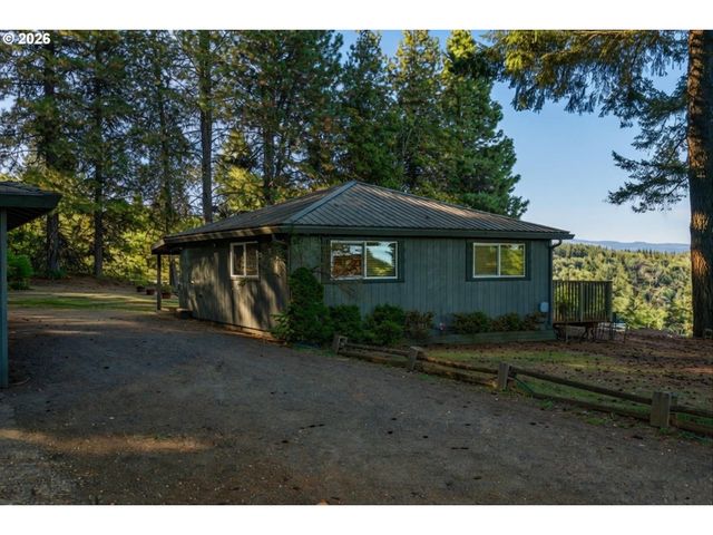 38960 Se RUDE Rd, Sandy, OR 97055