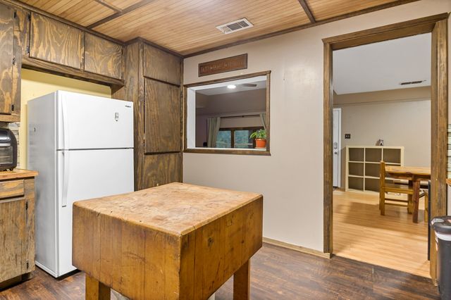 1710 COUNTY ROAD 2928, Hughes Springs, TX 75656