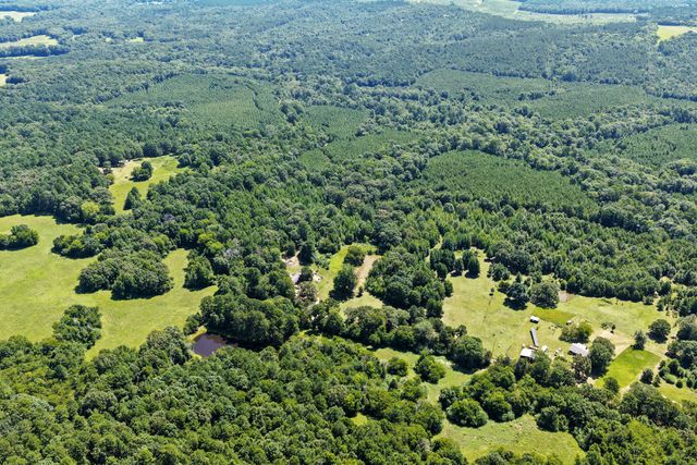 1710 COUNTY ROAD 2928, Hughes Springs, TX 75656