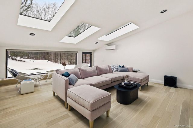 734 King Street, Chappaqua, NY 10514