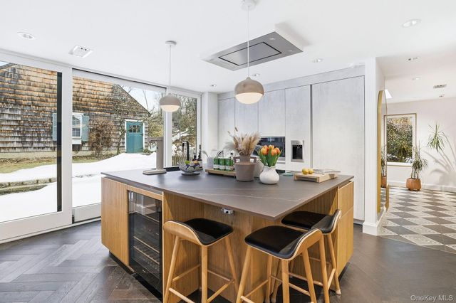 734 King Street, Chappaqua, NY 10514