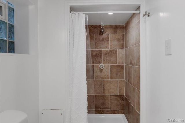 35428 Hathaway Street, Livonia, MI 48150