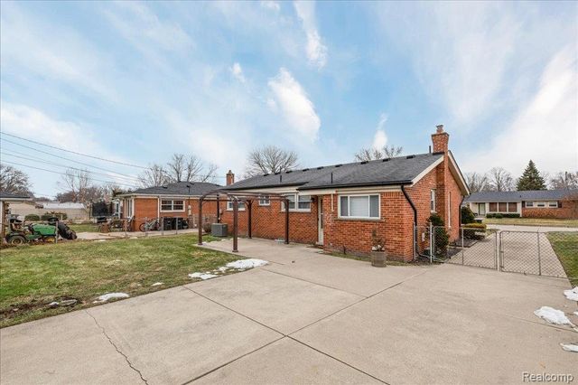 35428 Hathaway Street, Livonia, MI 48150