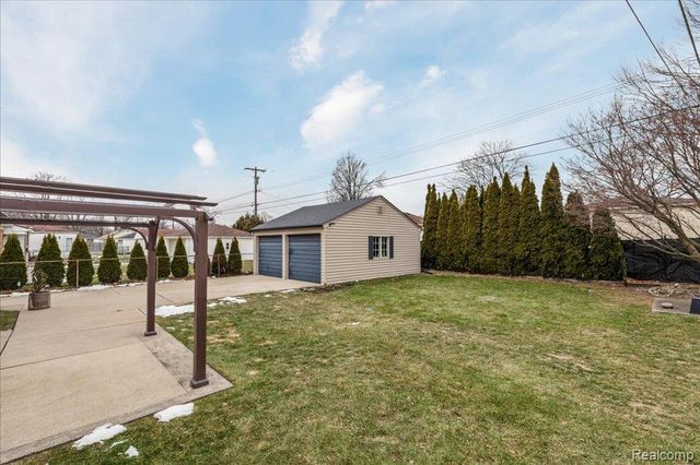 35428 Hathaway Street, Livonia, MI 48150